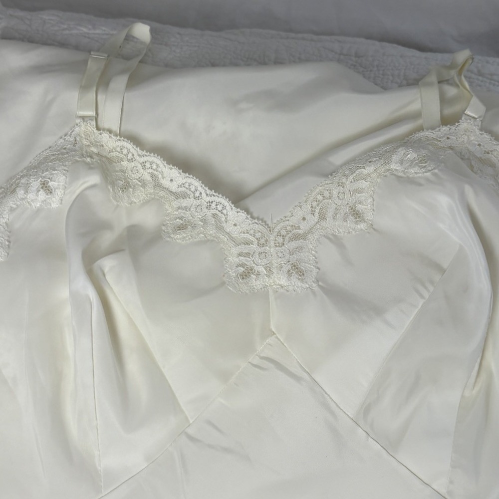 Vintage Wonder Maid Ivory Lace Slip Chemise Nightgown Fine Lingerie Size 34 - Picture 1 of 16